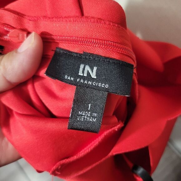 IN San Francisco scallop neck and hem design sz 1 - Picture 9 of 10